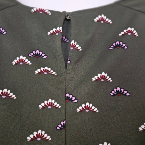 Ann Taylor Dark Green with Purple Detail Keyhole Back Top Size Small - Picture 5 of 8